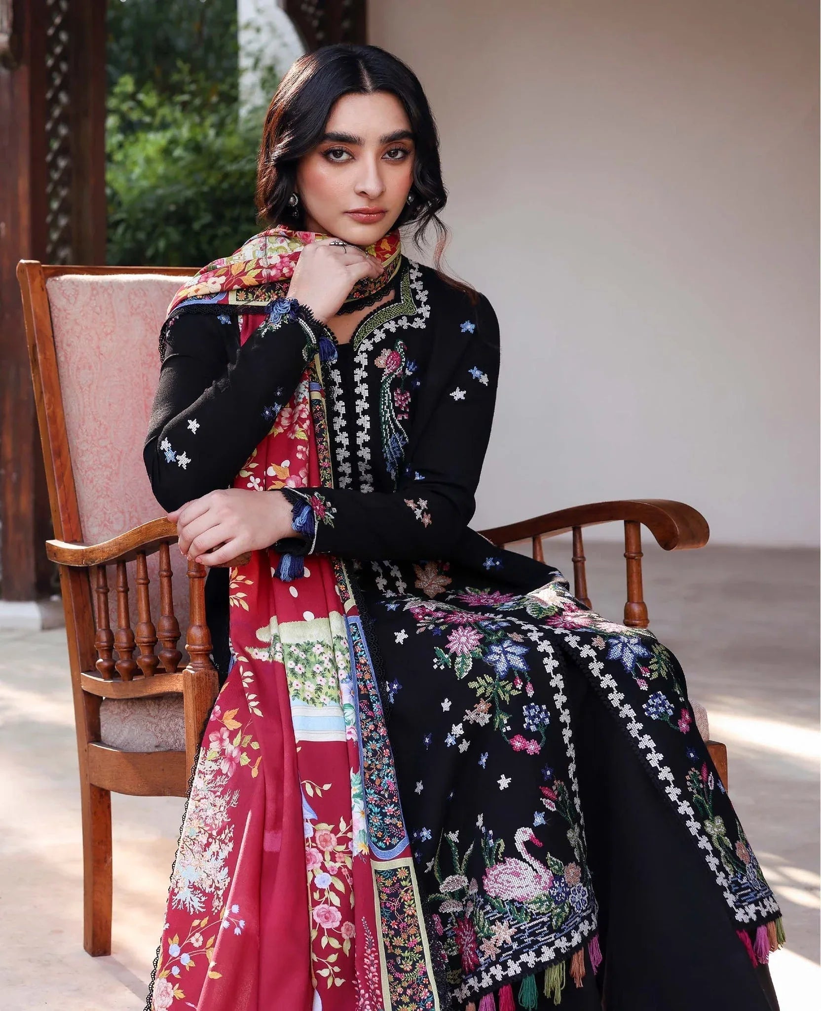 Republic Womenswear | Amaris Luxury Shawl 25 | Aveline - Rang-e-Khaas