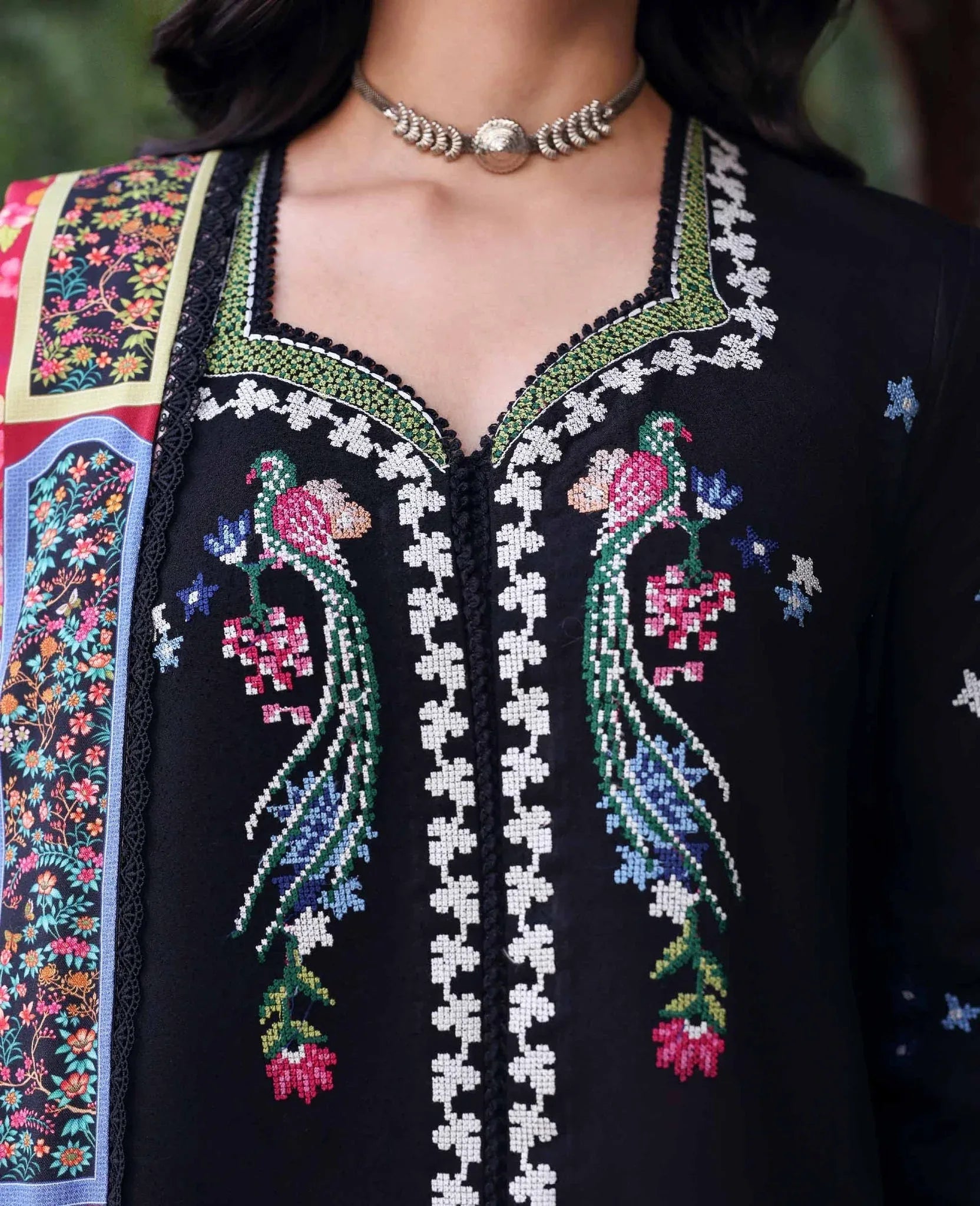 Republic Womenswear | Amaris Luxury Shawl 25 | Aveline - Rang-e-Khaas
