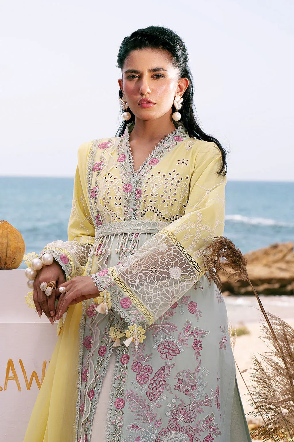 AJR Couture | Dastan Luxury Lawn 25 | Azure - Rang-e-Khaas