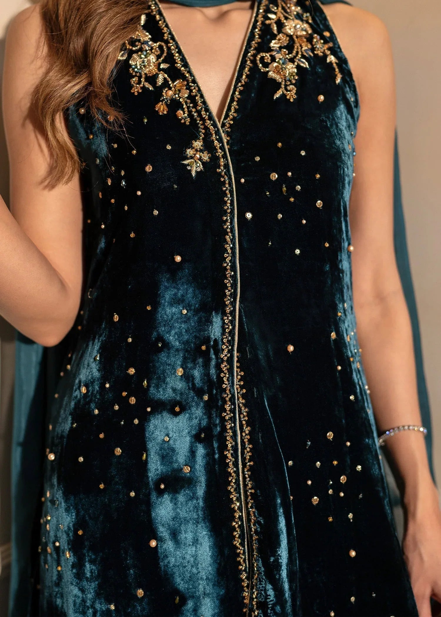 Mahum Asad | Voila Velvets | Sapphire - Rang-e-Khaas