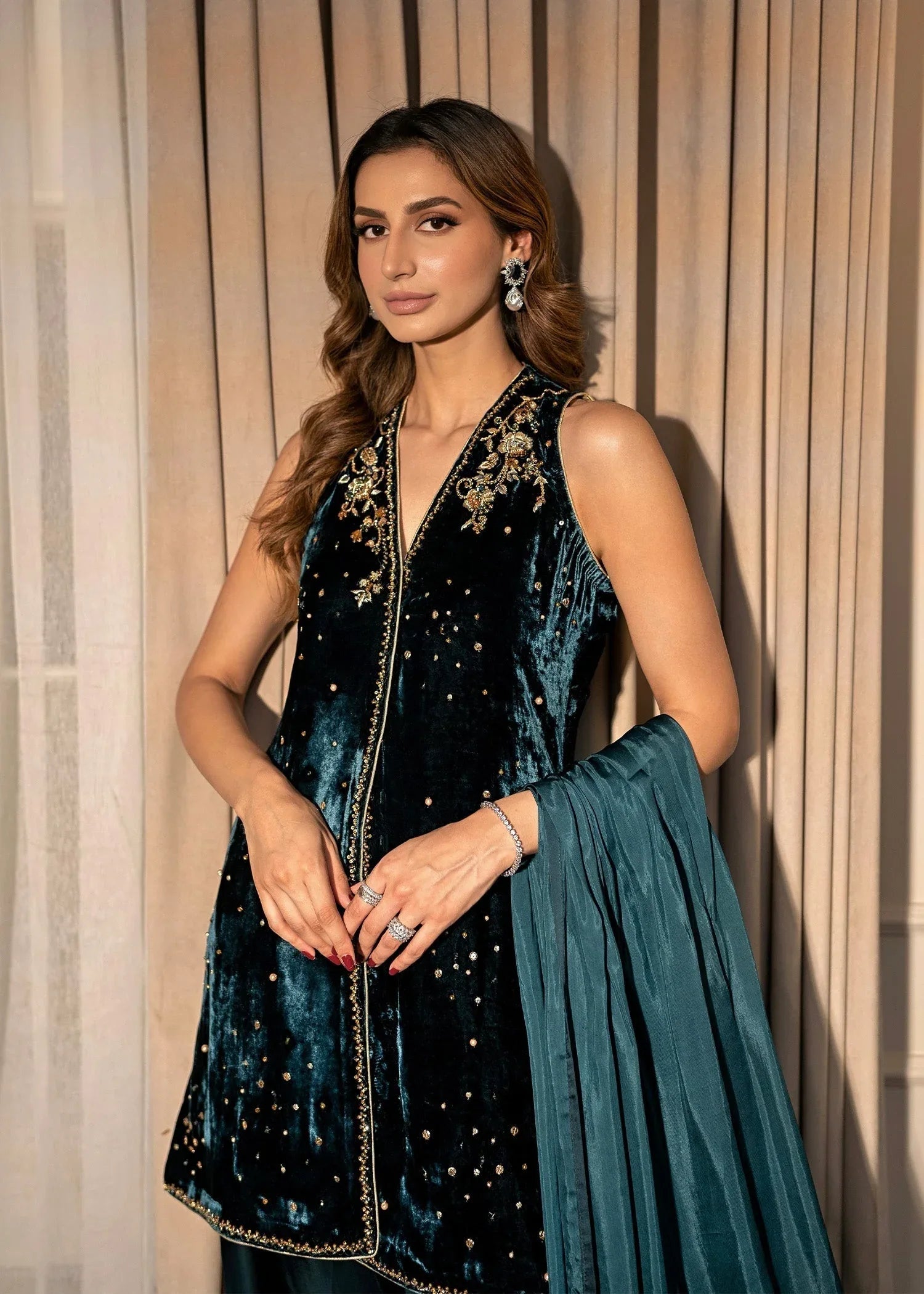 Mahum Asad | Voila Velvets | Sapphire - Rang-e-Khaas