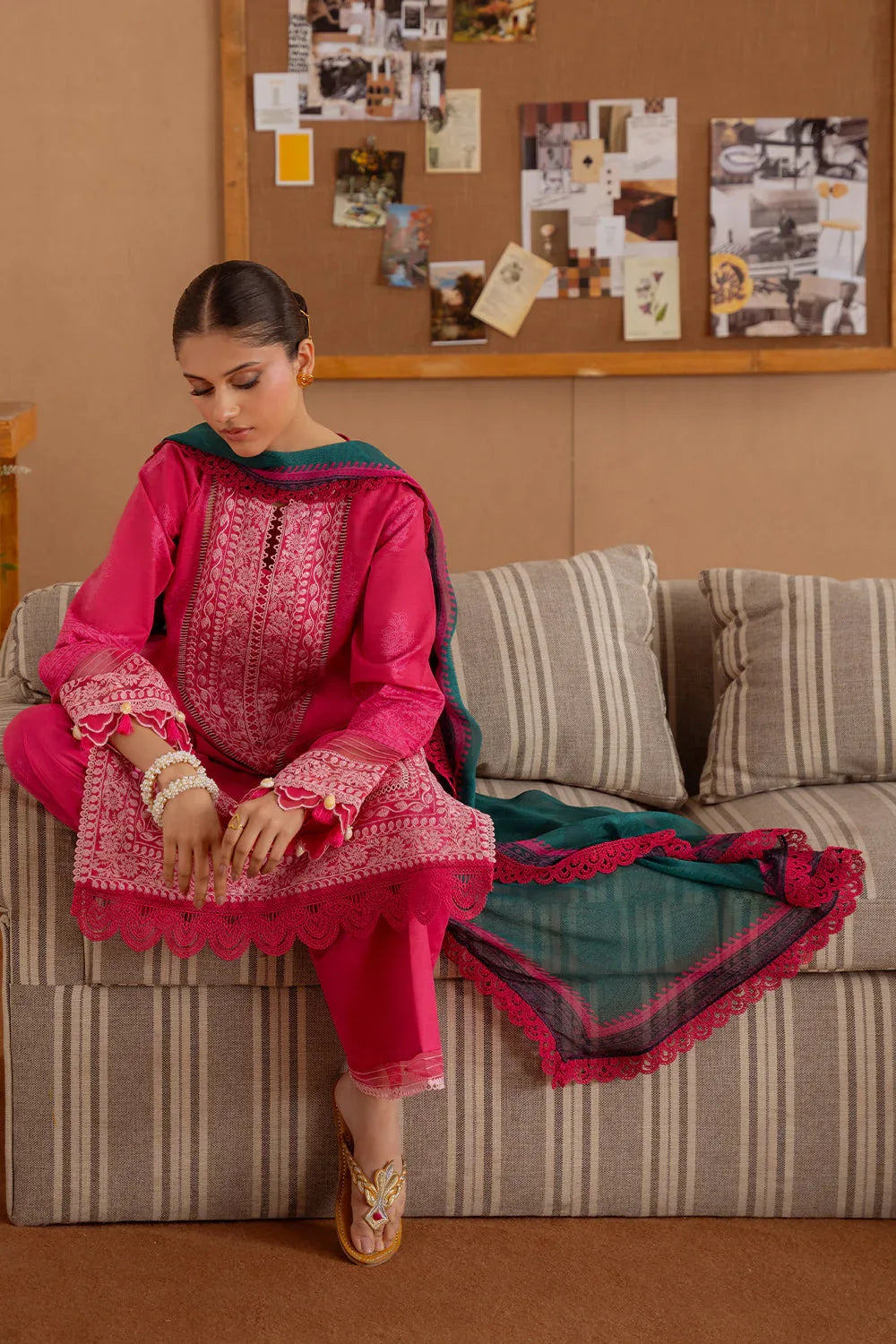 Saira Rizwan | Laanem Summer Lawn 25 | ELARA-A-SRL25-01 - Rang-e-Khaas