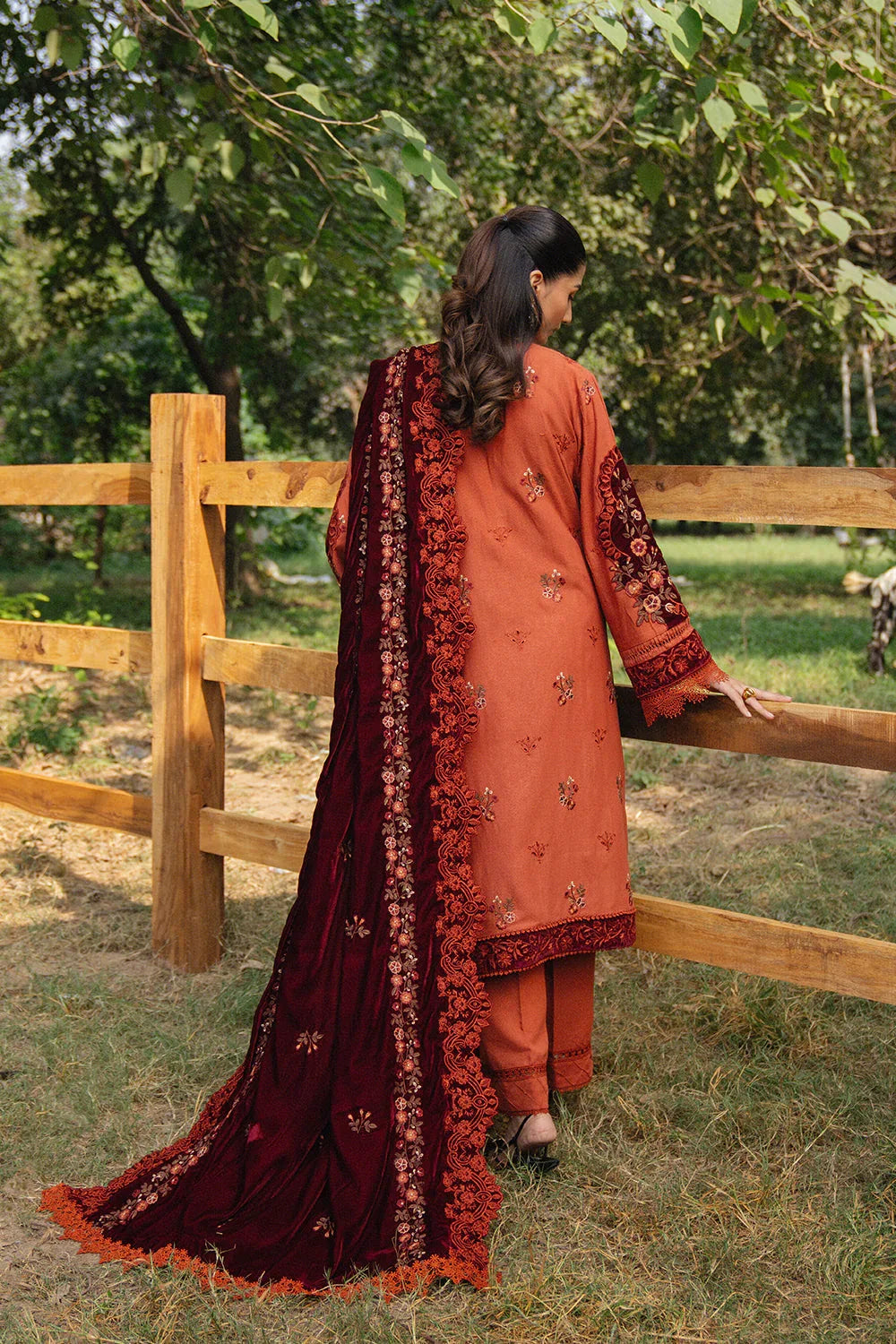 Saira Rizwan | Winter 2024 | CIRO-SRW24-10 - Rang-e-Khaas
