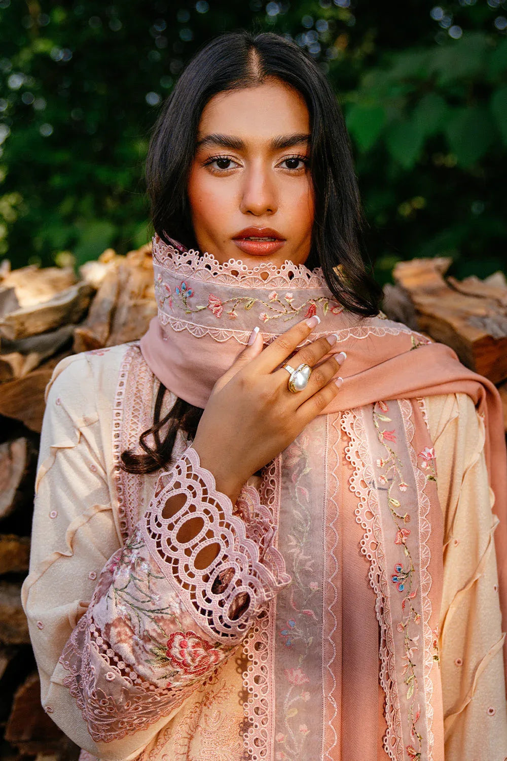 Saira Rizwan | Winter 2024 | LANA-SRW24-03 - Rang-e-Khaas