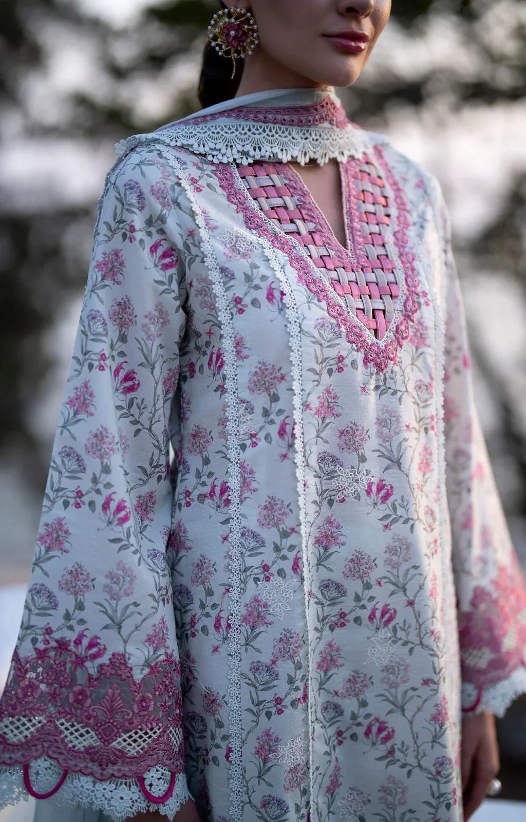 AJR Couture | Printakari Lawn 25 | Blush - Rang-e-Khaas
