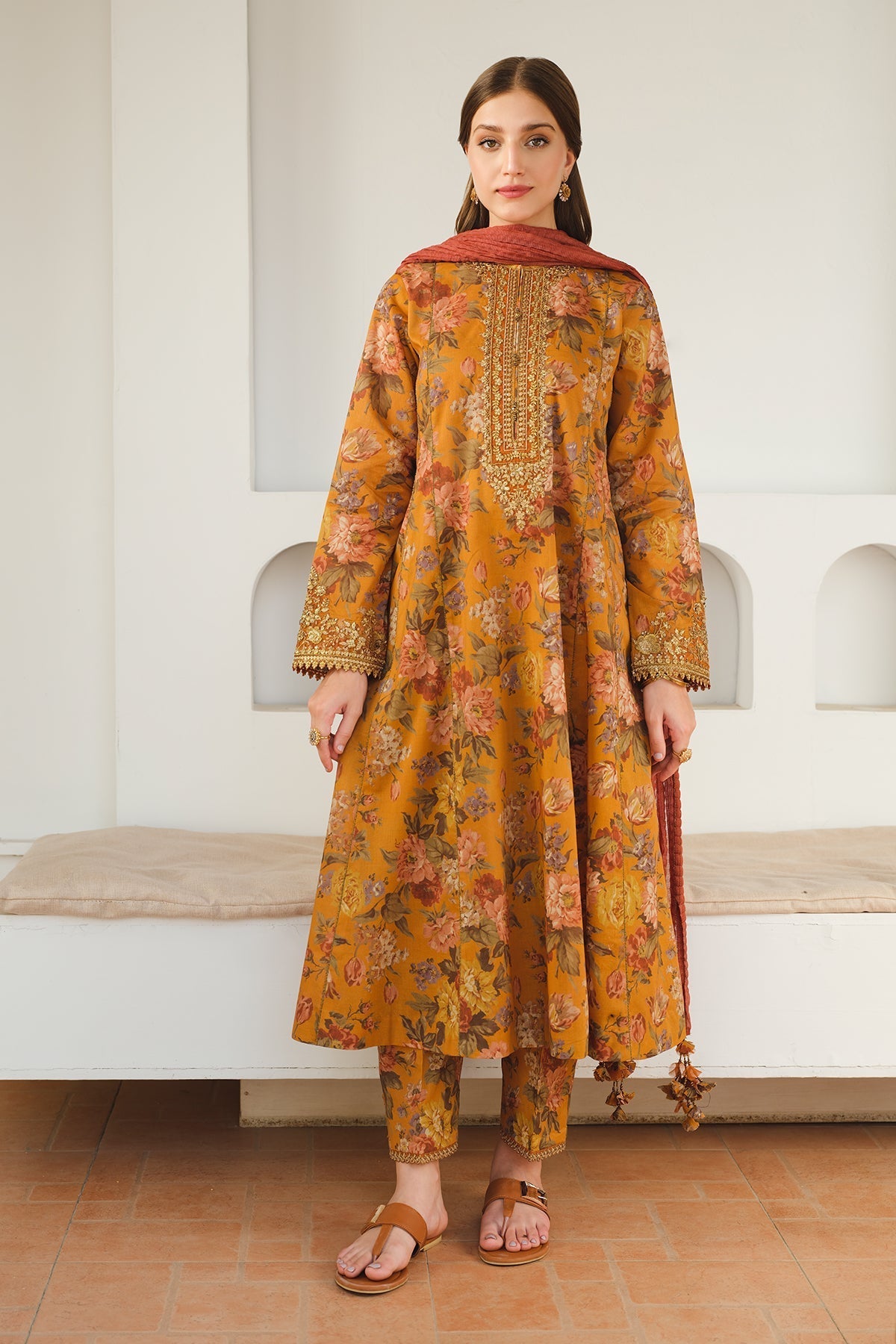 Baroque EMBROIDERED PRINTED LAWN SF-653 - Rang-e-Khaas