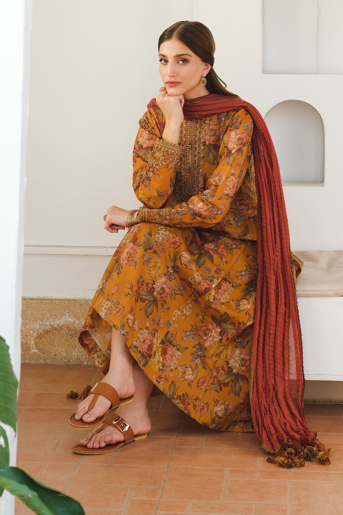 Baroque EMBROIDERED PRINTED LAWN SF-653 - Rang-e-Khaas