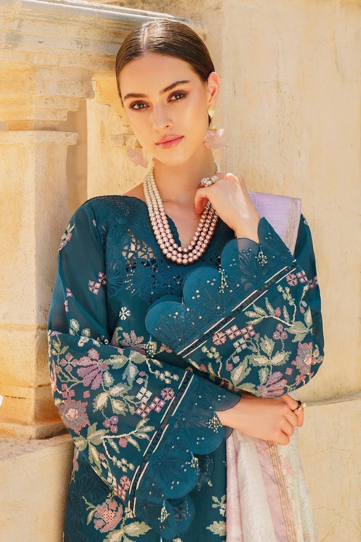 Baroque | Swiss Lawn 24 | SL12-D02 - Rang-e-Khaas