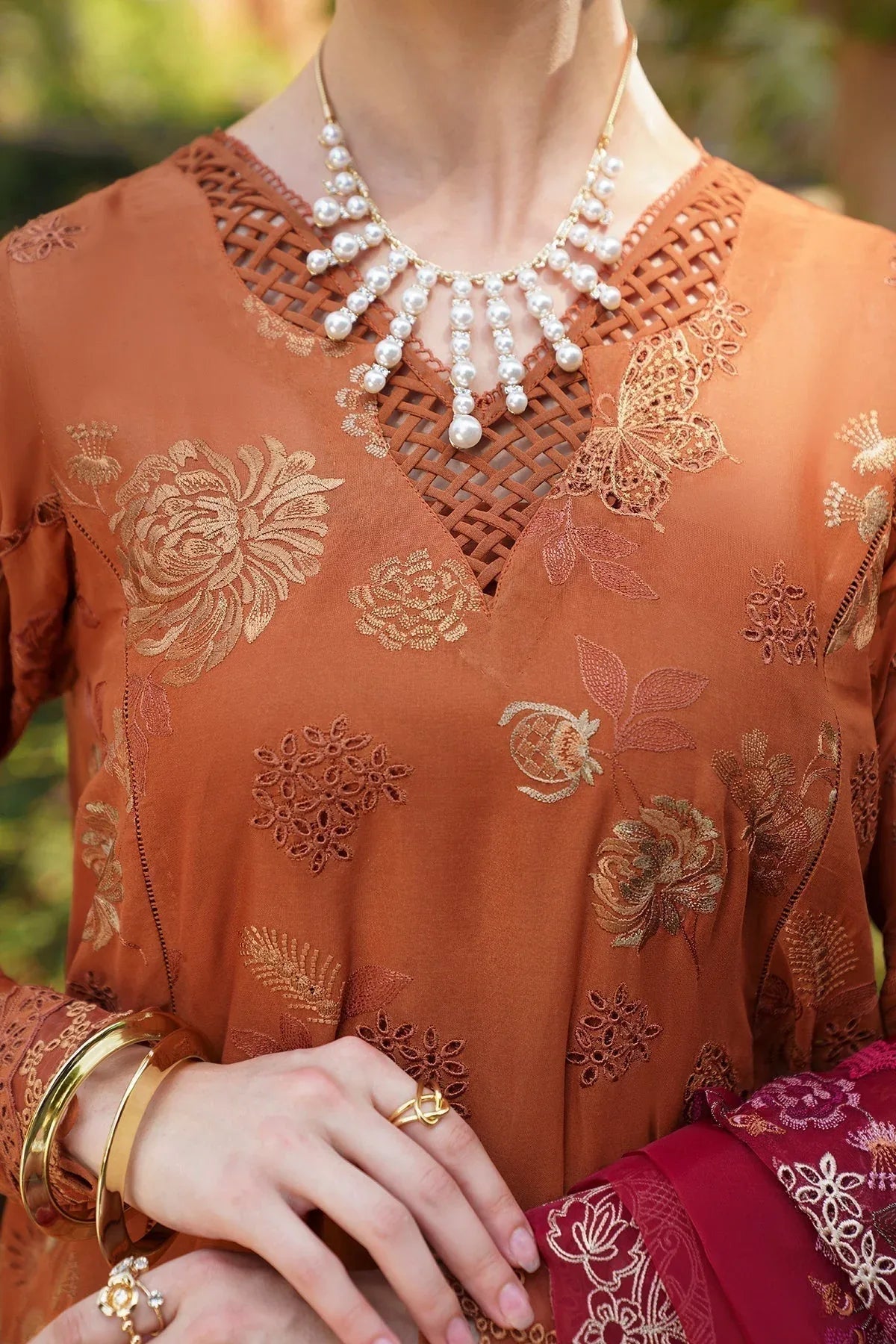 Baroque | Swiss Lawn 24 | SL12-D08 - Rang-e-Khaas
