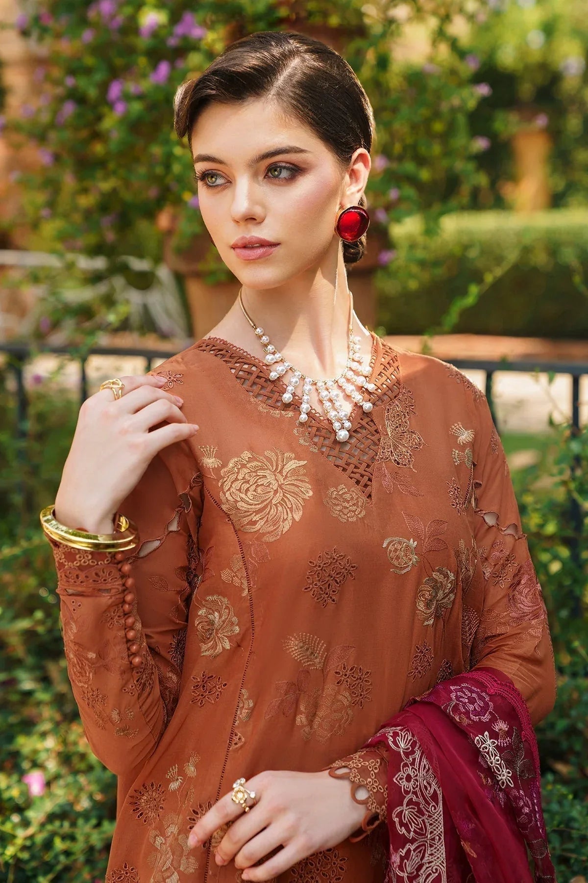 Baroque | Swiss Lawn 24 | SL12-D08 - Rang-e-Khaas