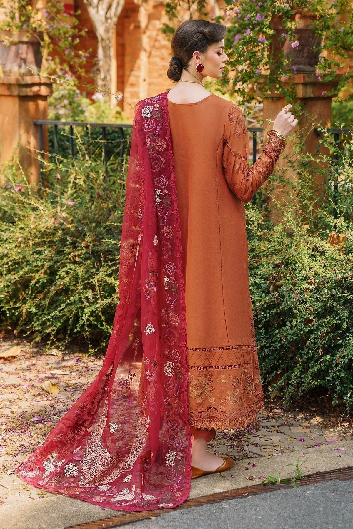 Baroque | Swiss Lawn 24 | SL12-D08 - Rang-e-Khaas