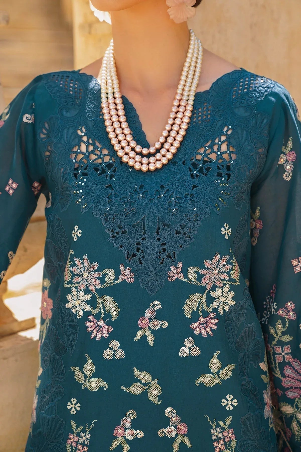 Baroque | Swiss Lawn 24 | SL12-D02 - Rang-e-Khaas