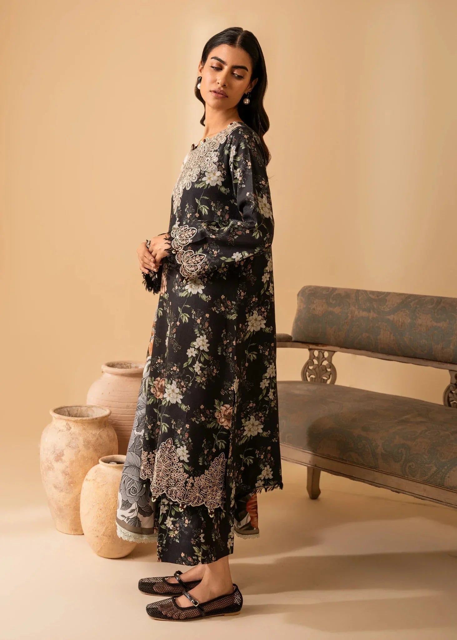 Nureh | Shades of Winter | ELARA (AZ-01) - Rang-e-Khaas