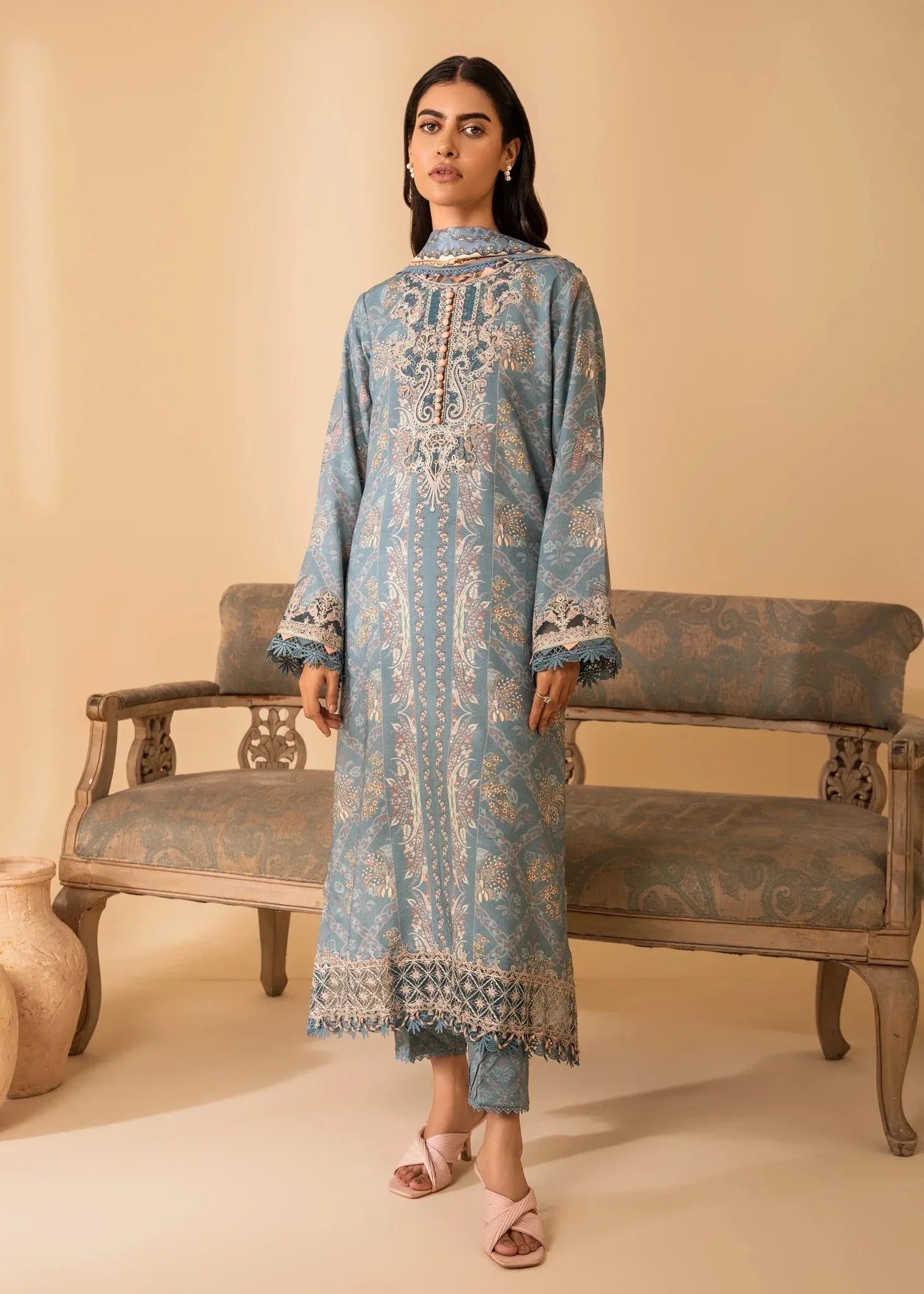 Nureh | Shades of Winter | SERENA (AZ-05) - Rang-e-Khaas