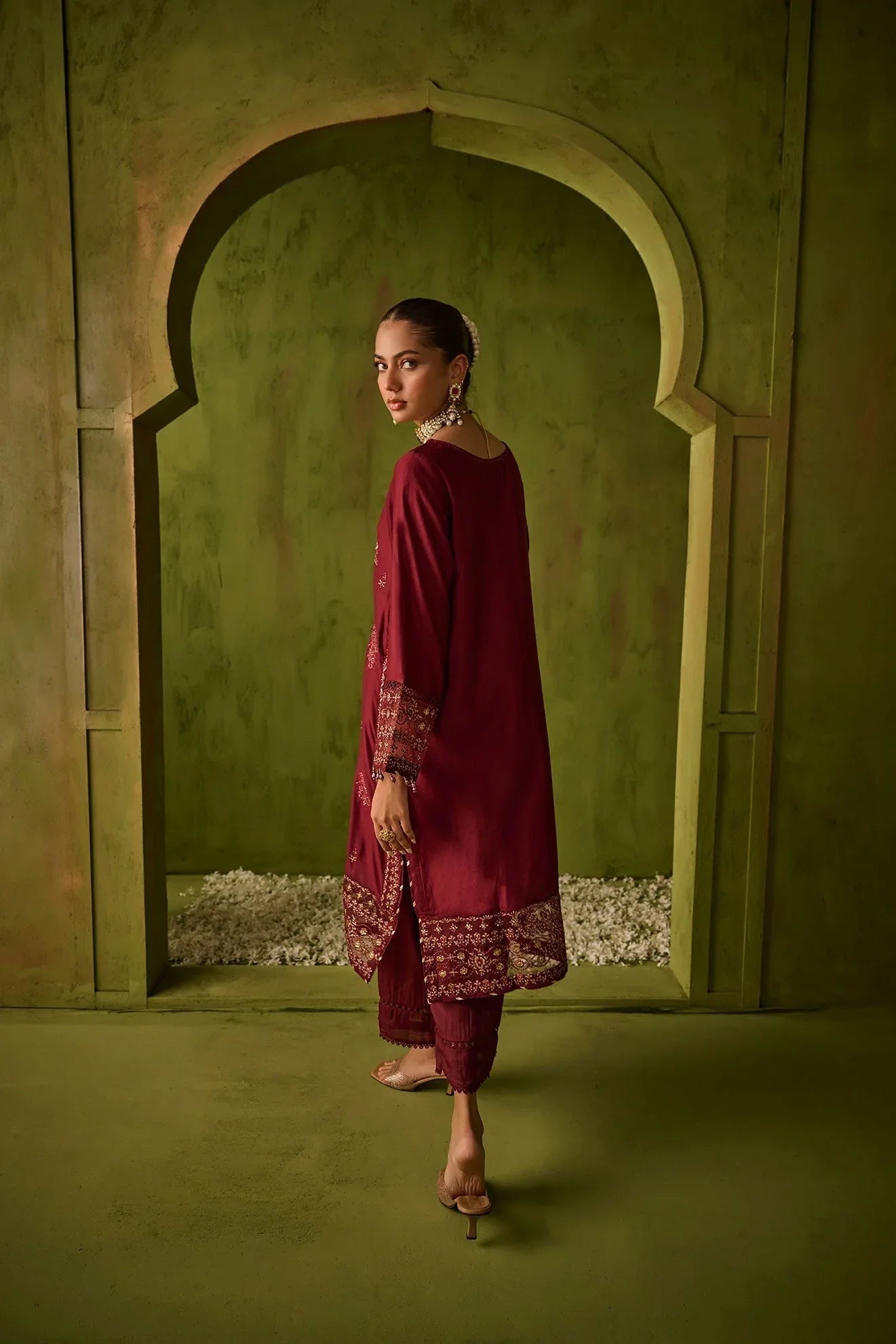 Dhanak | Festive Formals | SS24DU-3197 MAROON 3Pcs - Rang-e-Khaas