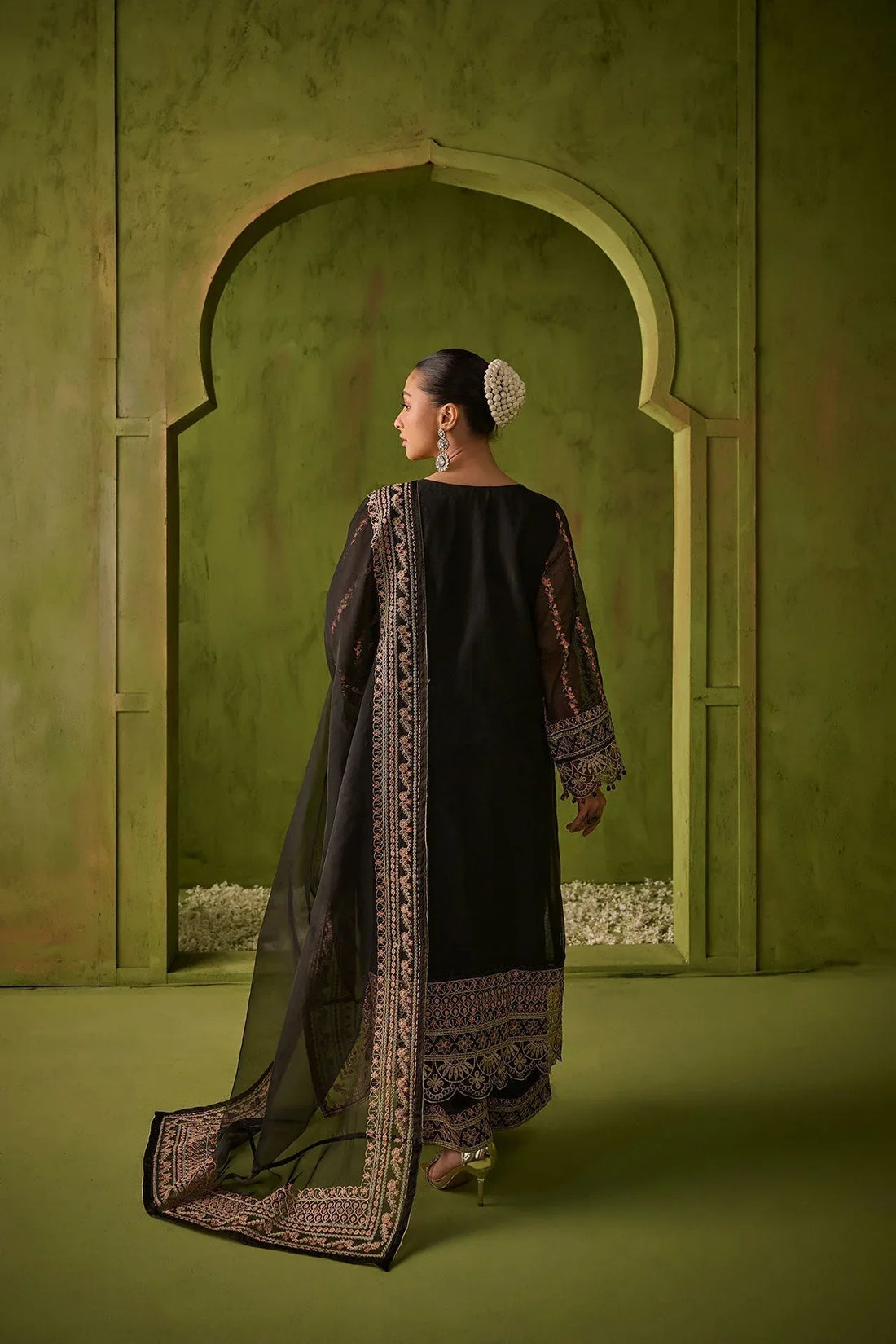 Dhanak | Festive Formals | SS24DU-3192 BLACK 3Pcs - Rang-e-Khaas