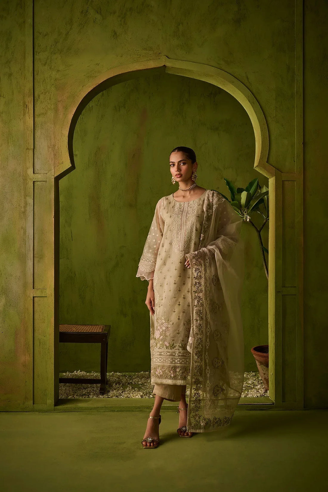Dhanak | Festive Formals | SS24DU-3194 BEIGE 3Pcs - Rang-e-Khaas