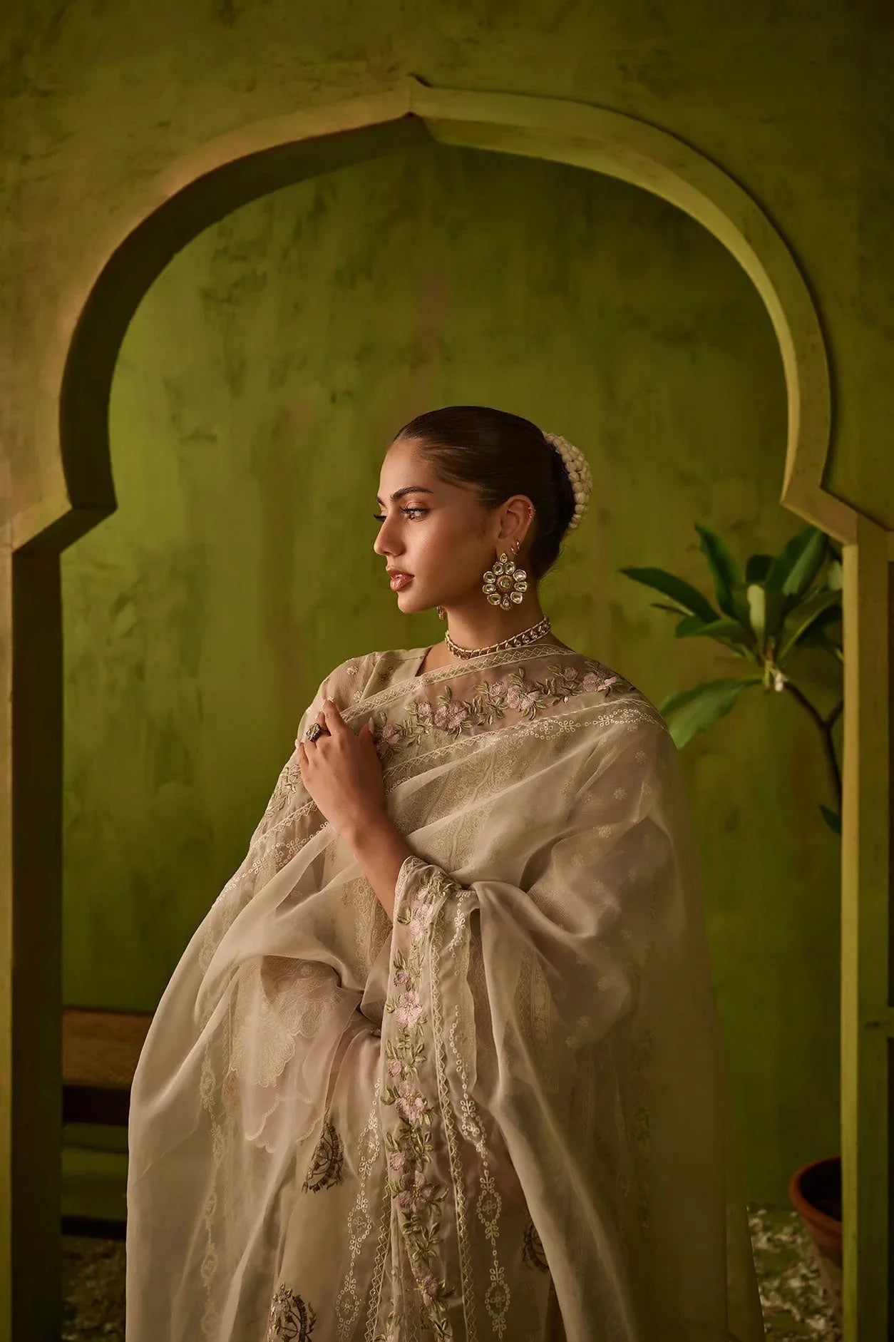 Dhanak | Festive Formals | SS24DU-3194 BEIGE 3Pcs - Rang-e-Khaas