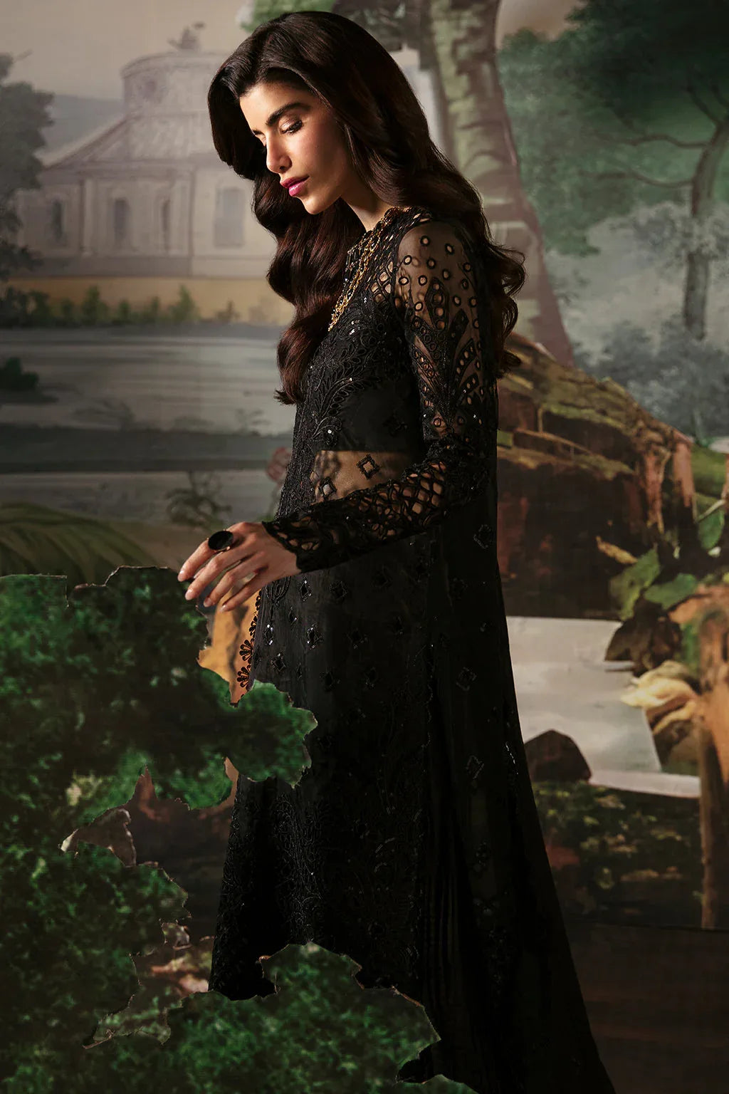 Afrozeh La Fuchsia Embroidered Organza 3Pc Suit - Camilla - Rang-e-Khaas