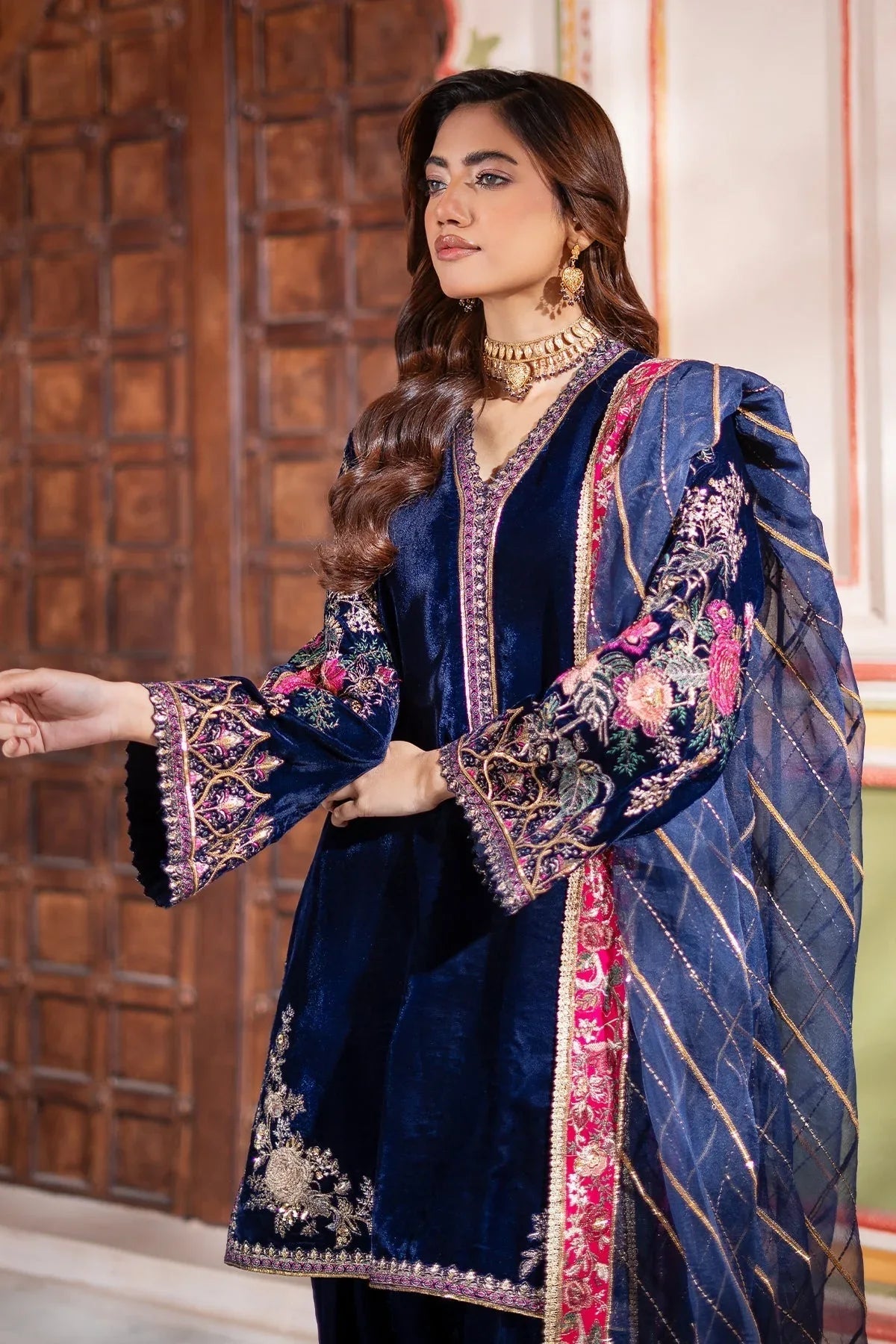 Charizma | Signora Velvet |  CVT4-21 - Rang-e-Khaas