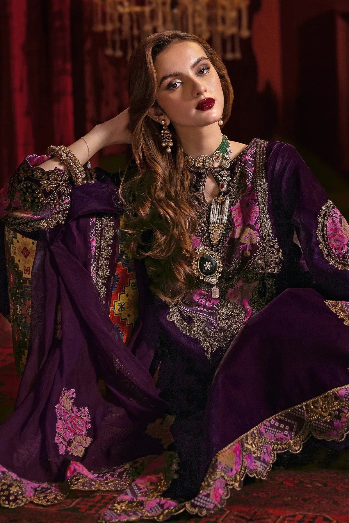 Charizma | Signora Velvet | Velvet CVT4-01 - Rang-e-Khaas