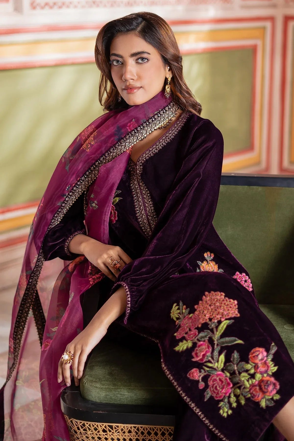 Charizma | Signora Velvet | CVT4-19 - Rang-e-Khaas