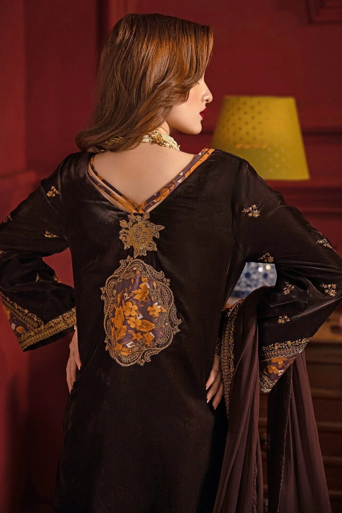 Charizma | Signora Velvet | Velvet CVT4-05 - Rang-e-Khaas