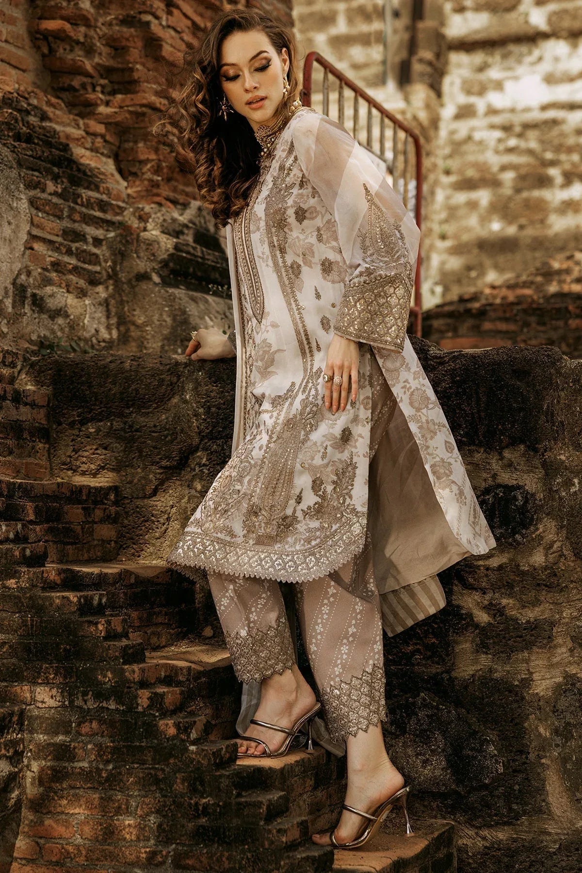 Charizma | Vasal Collection 25 | VSL25-06 - Rang-e-Khaas