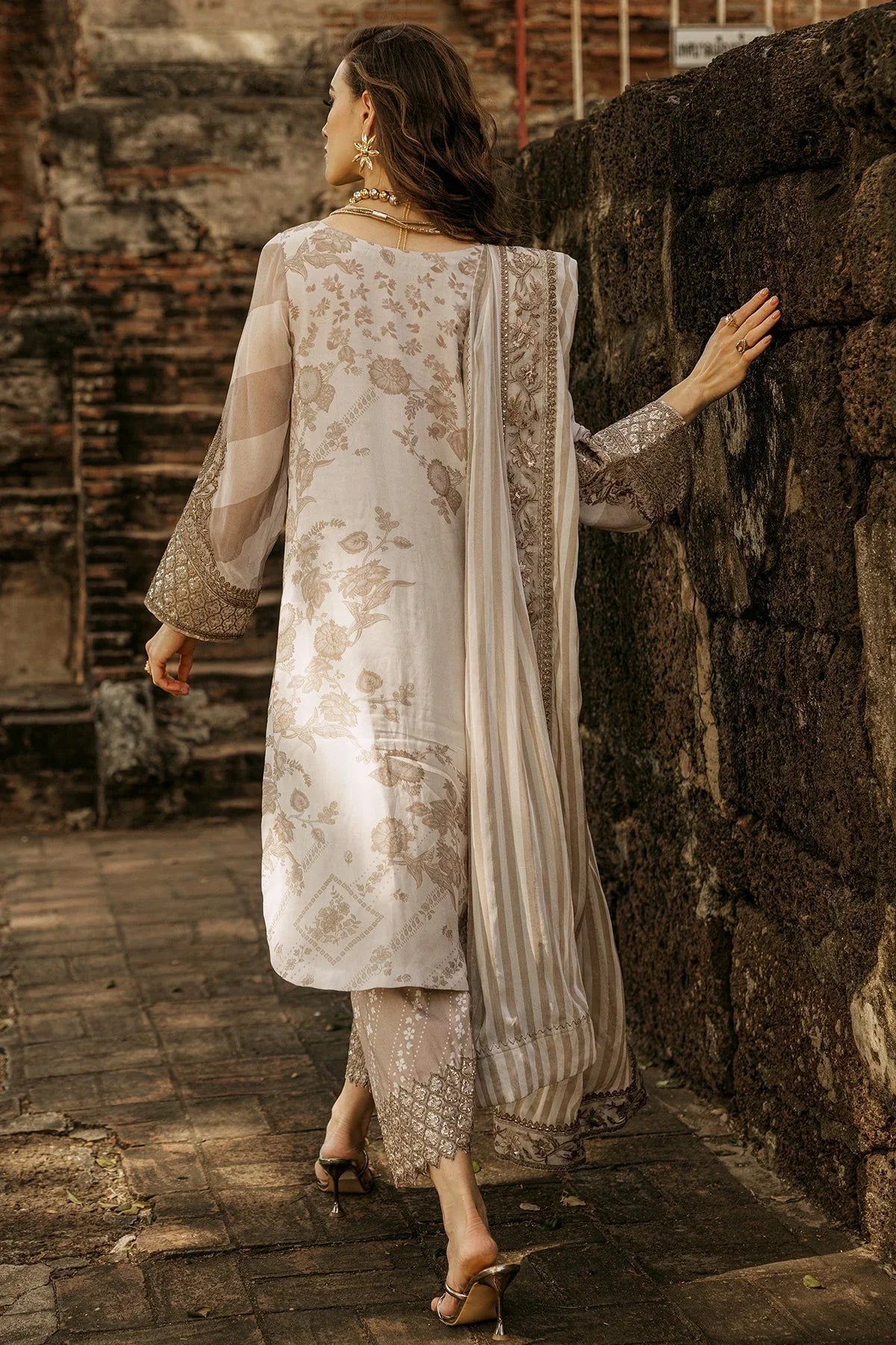 Charizma | Vasal Collection 25 | VSL25-06 - Rang-e-Khaas