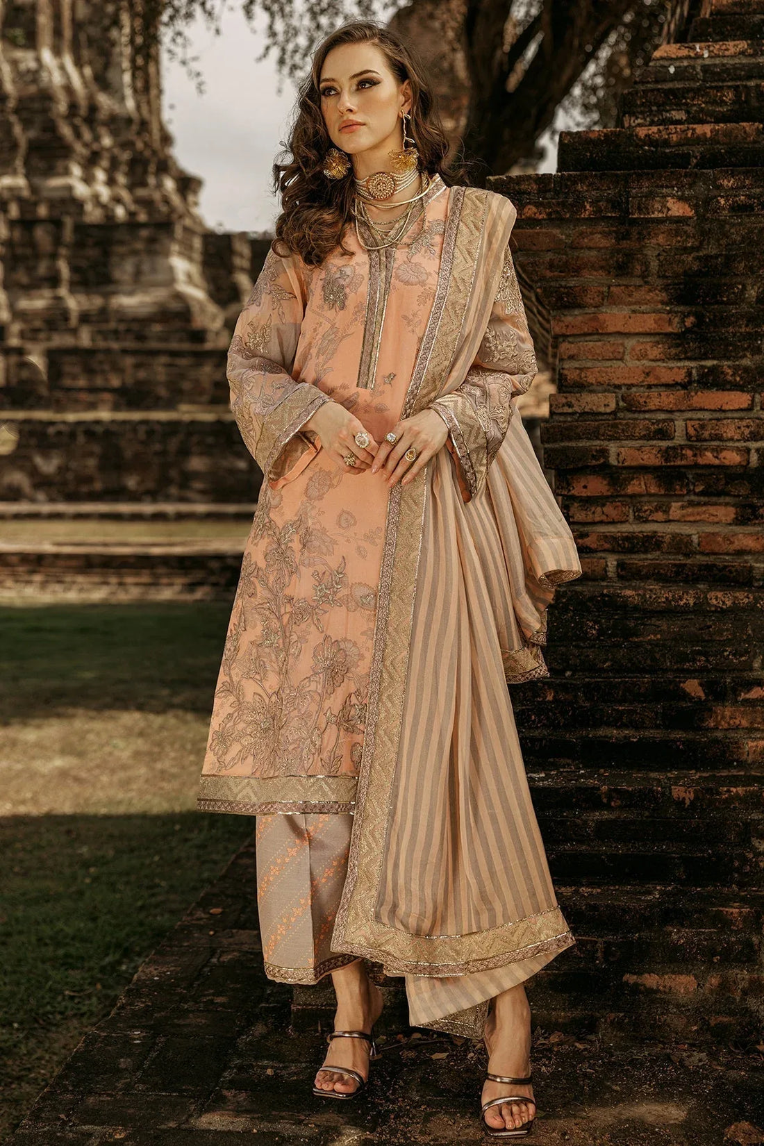 Charizma | Vasal Collection 25 | VSL25-05 - Rang-e-Khaas