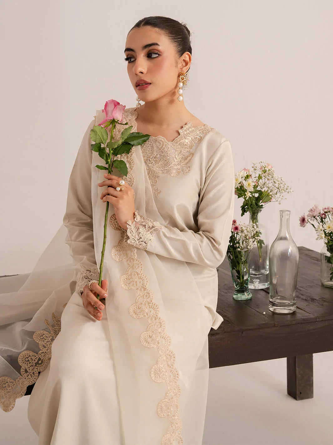 Izel | The Silk Chapter | Creme - Rang-e-Khaas