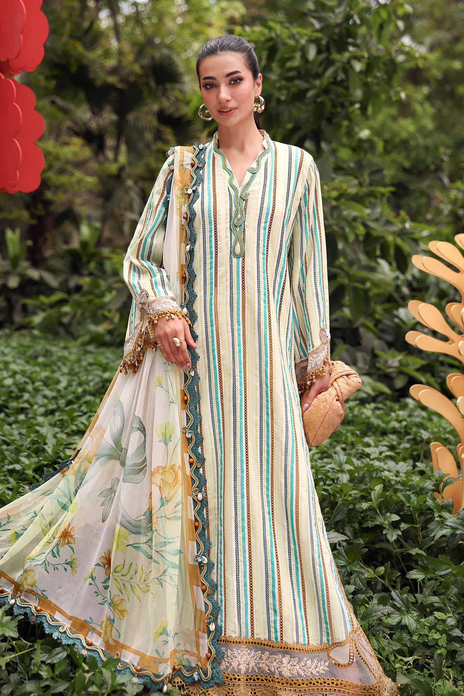 Maria B 3 Piece Stitched Embroidered Jacquard Suit
