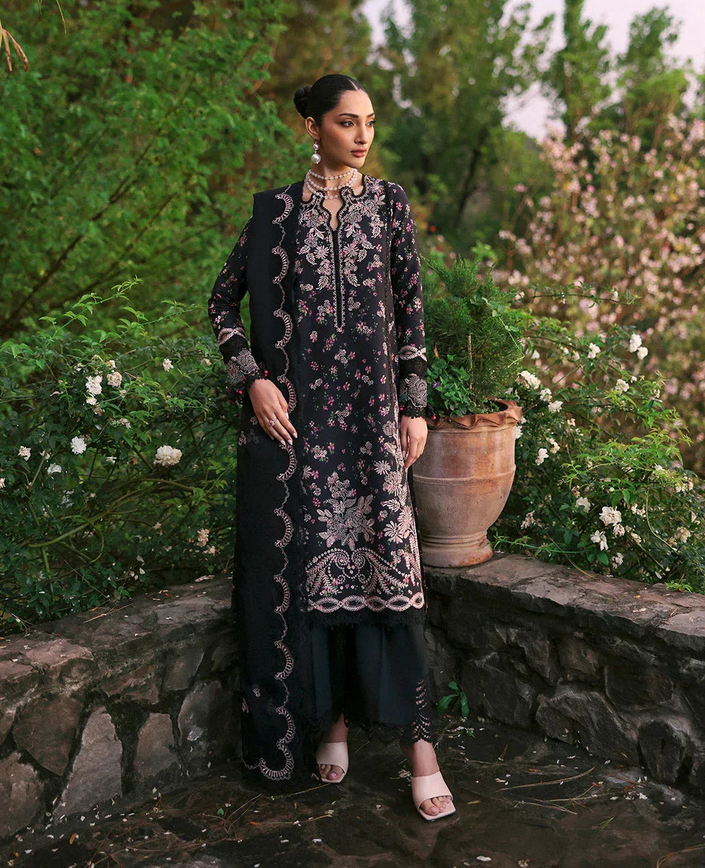 Republic Womenswear | Talia Luxury Lawn 25 | D2-A - Aria - Rang-e-Khaas