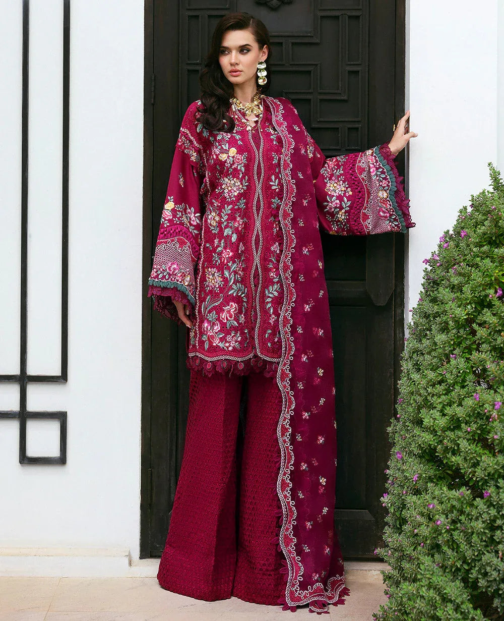 Republic Womenswear | Kalani Eid Luxury Lawn 25 | D2-A - Ayla - Rang-e-Khaas