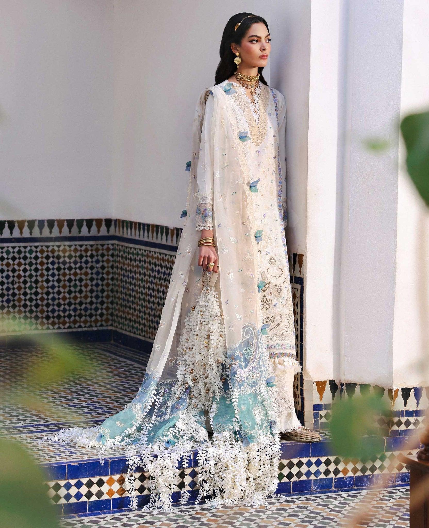 Republic Womenswear | Reine Luxury Lawn 26 | Nola