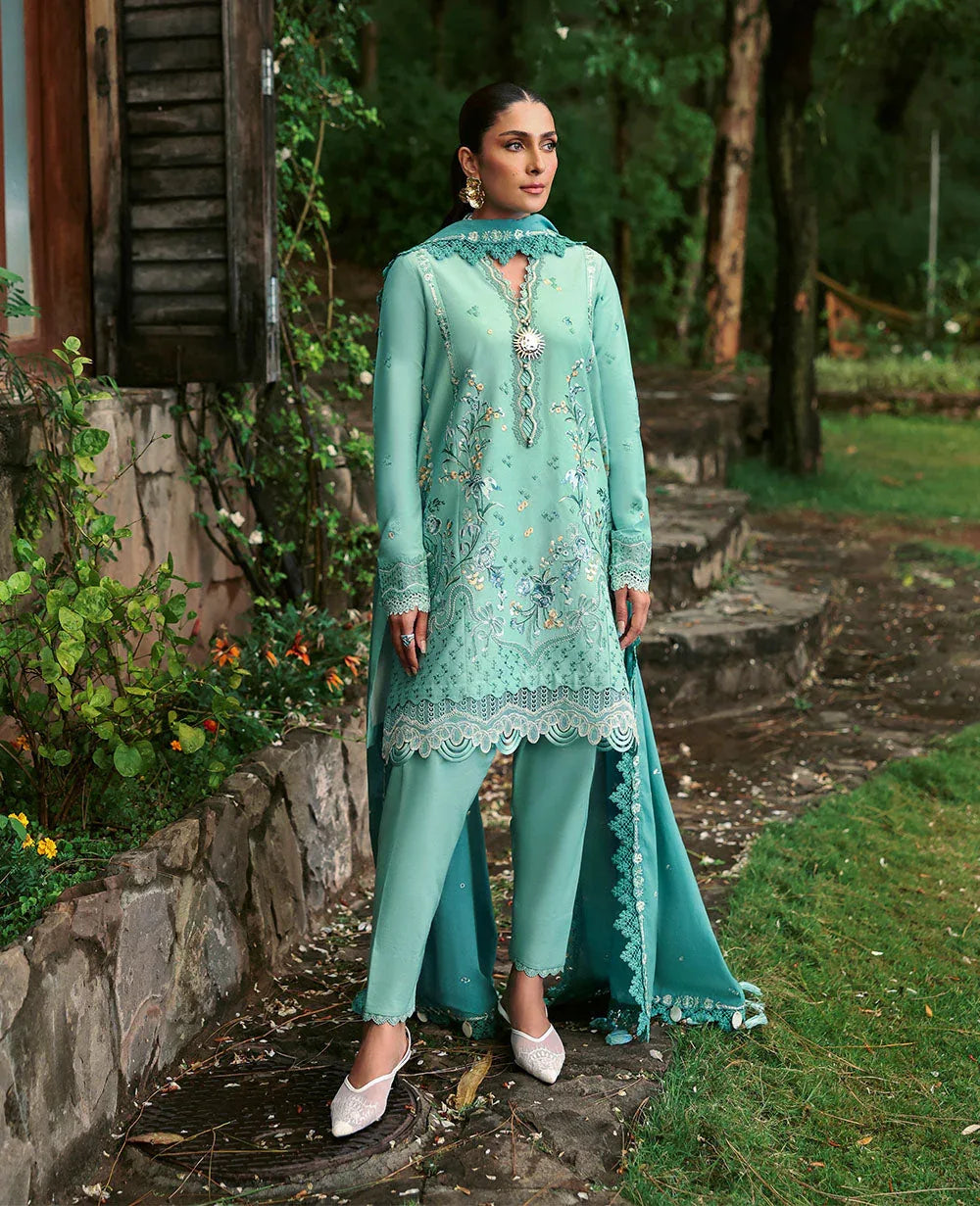 Republic Womenswear | Talia Luxury Lawn 25 | D5-A - Kaeliya - Rang-e-Khaas