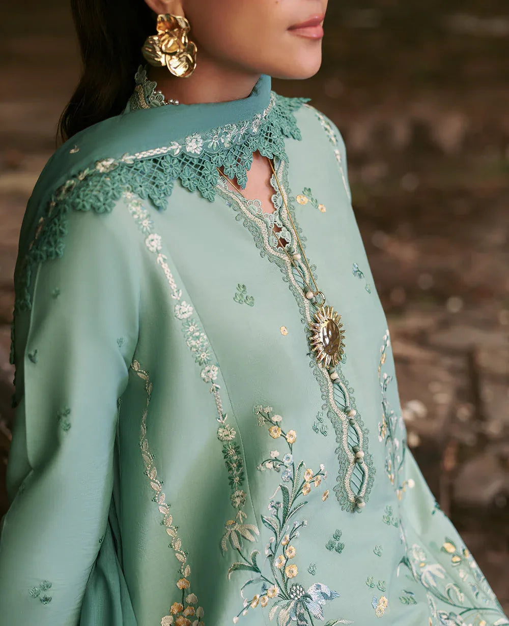Republic Womenswear | Talia Luxury Lawn 25 | D5-A - Kaeliya - Rang-e-Khaas