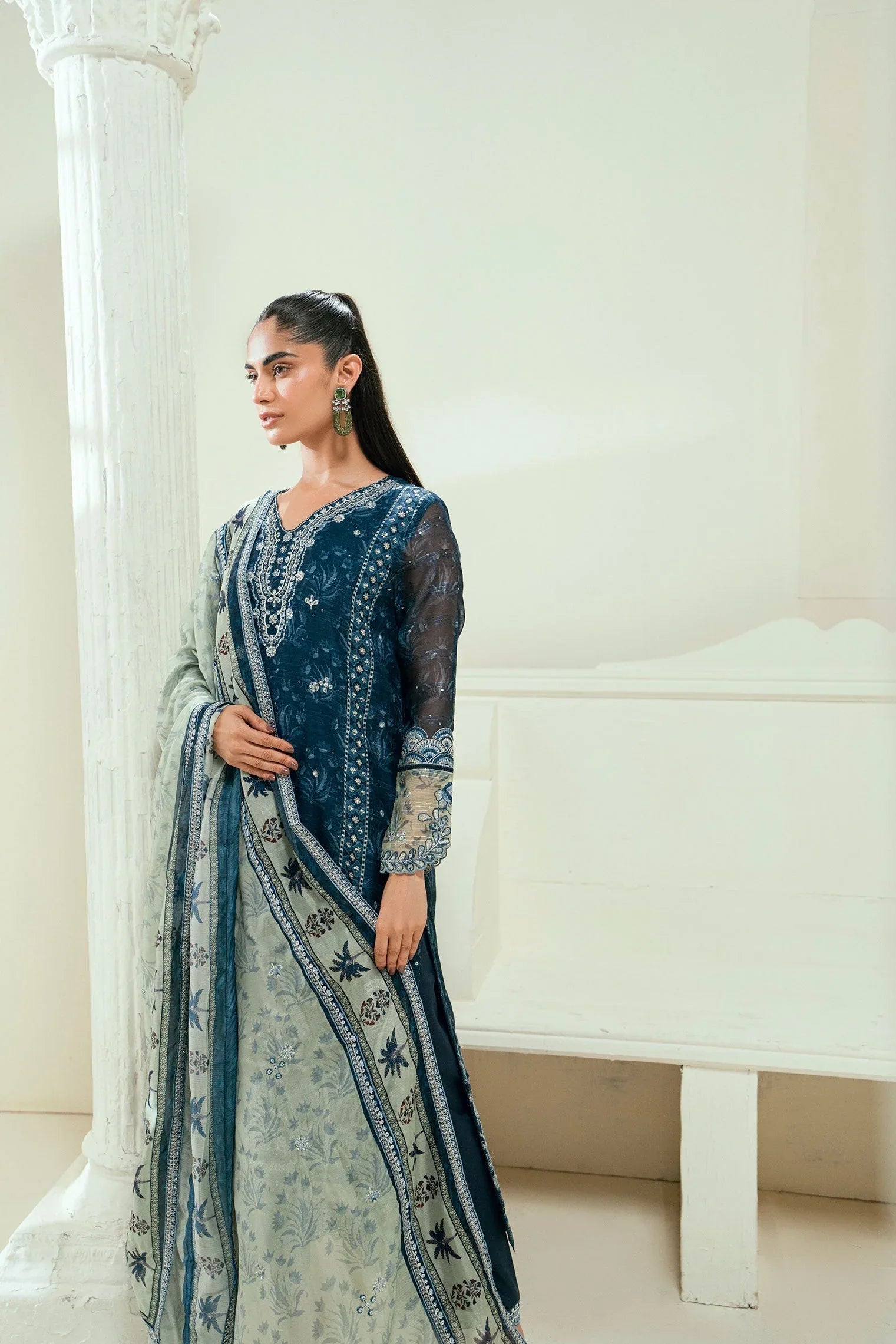 Dhanak | Signature Pret | SS25DA-2695 NAVY BLUE - Rang-e-Khaas