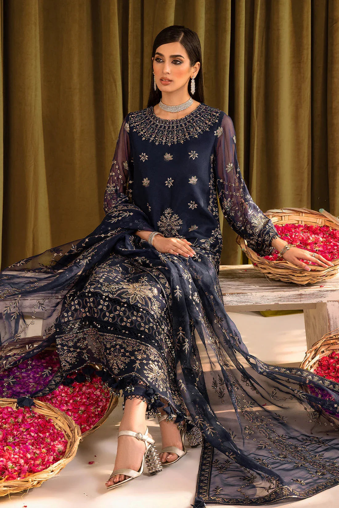 Alizeh | Formals Collection | Daim - V16D08 Embroidered Chiffon Blue - Rang-e-Khaas