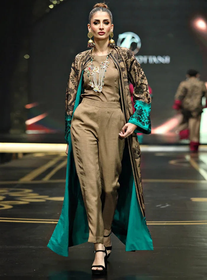 Zainab Chottani | The Kaftan Edit | Zeen - Rang-e-Khaas