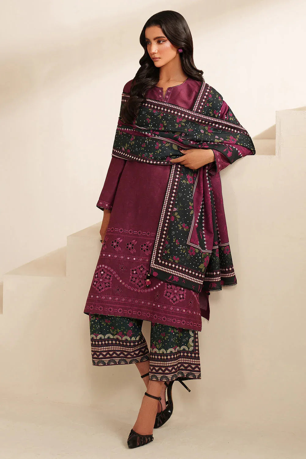 Jazmin | Winter 25 | UW-0225 - Rang-e-Khaas