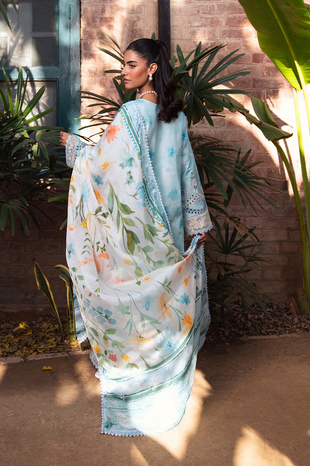 Neeshay | Summer Lines Printkari 25 | SKY-WAVE - Rang-e-Khaas