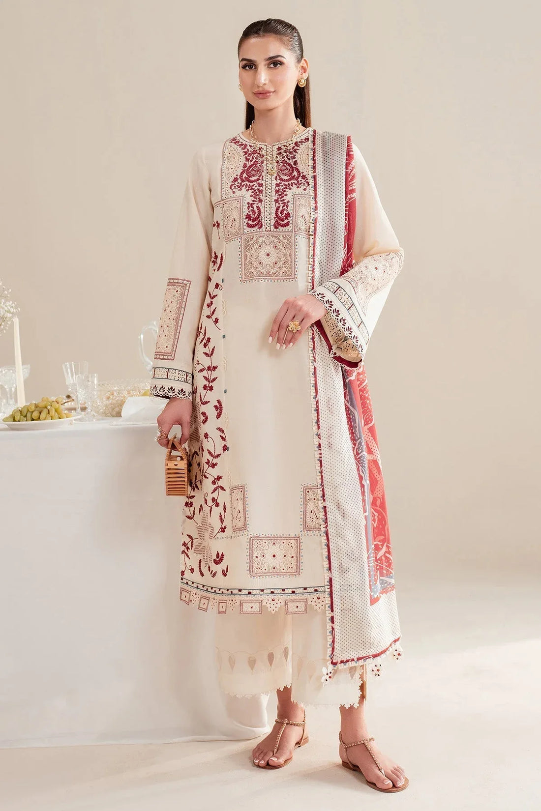 Jazmin | Iris Luxury Lawn 25 | IL'25-D02 - Rang-e-Khaas