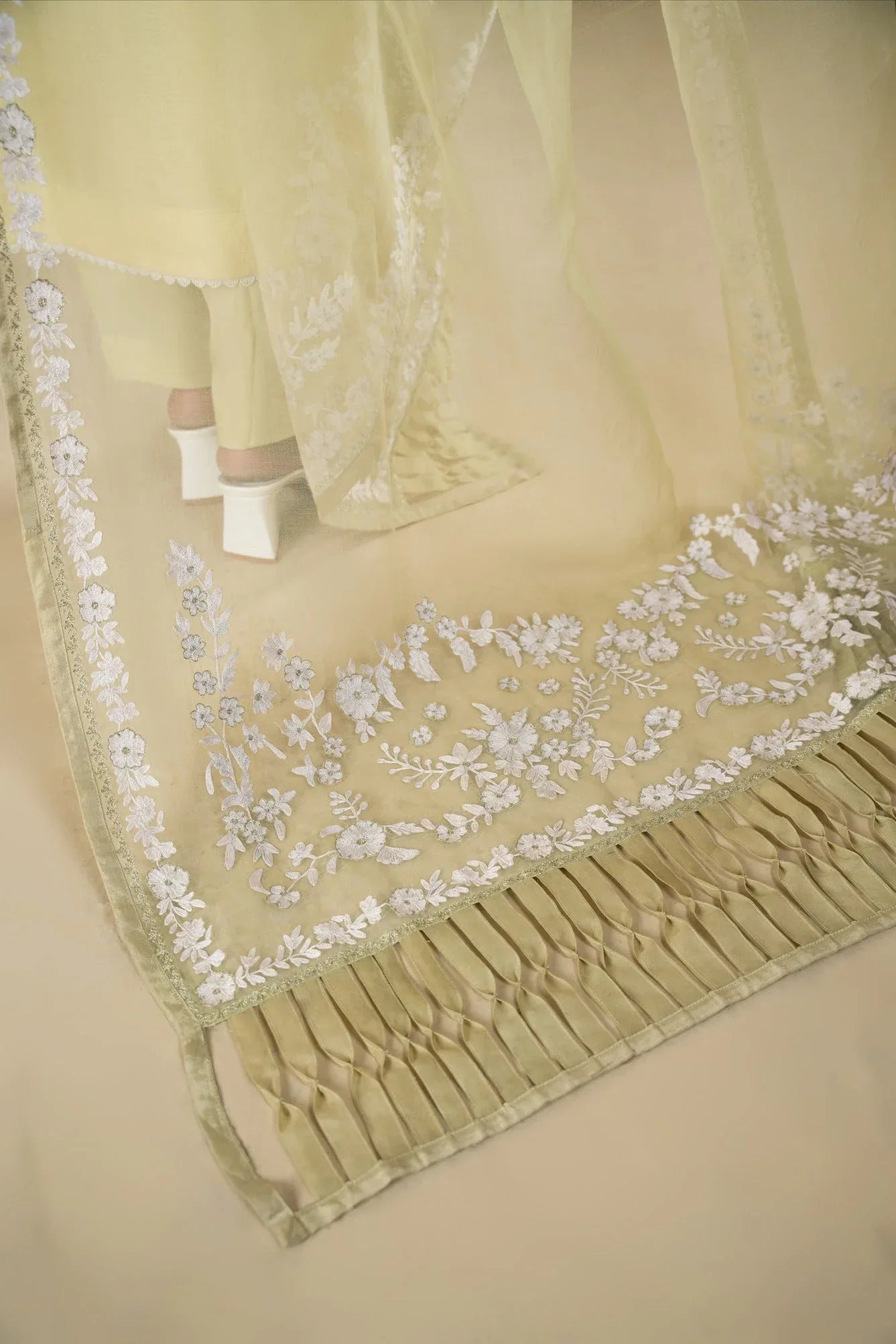 Muntaha | Rumaisa Luxury Pret | Zureen - SFLP01 - Rang-e-Khaas