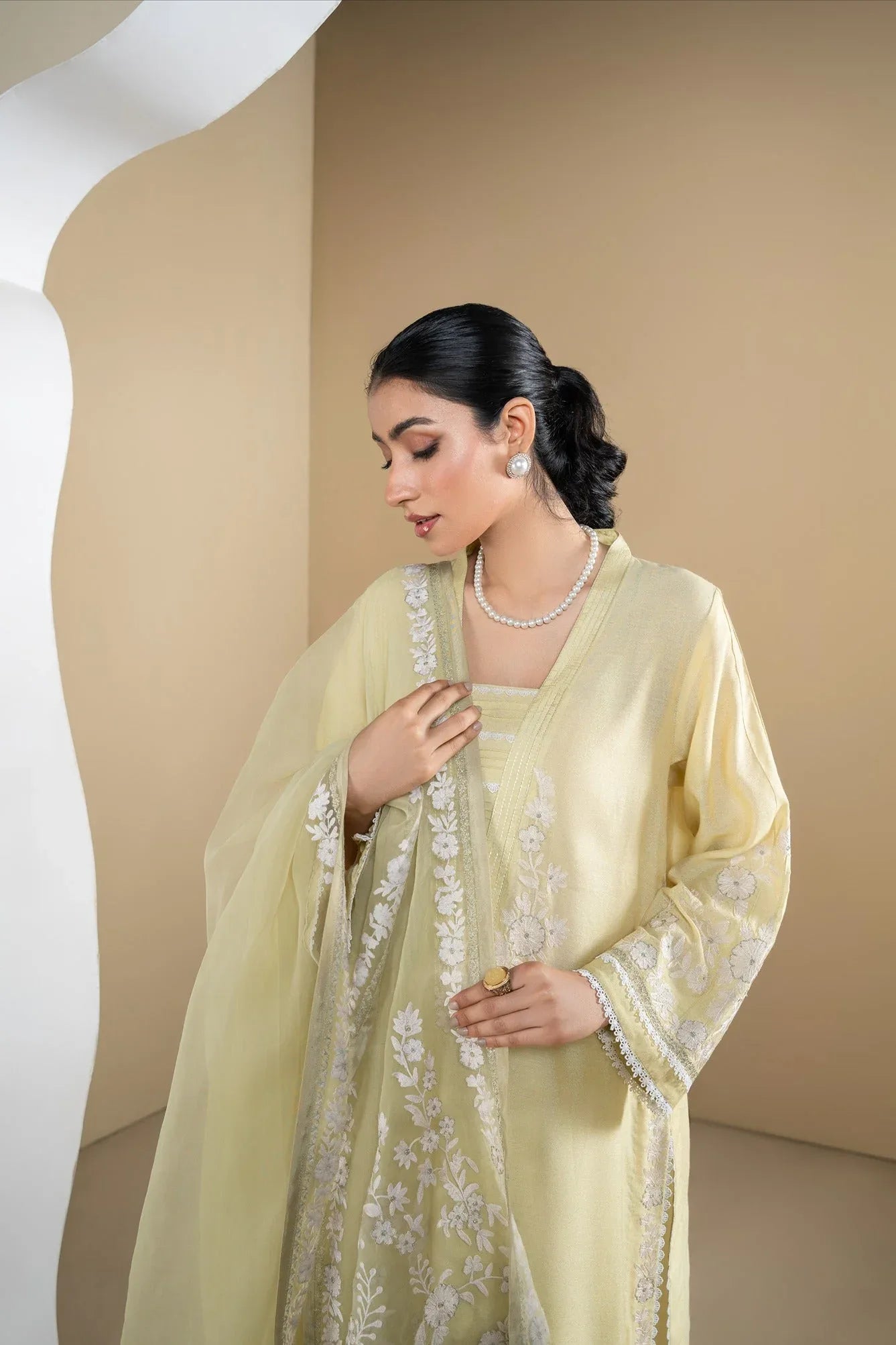 Muntaha | Rumaisa Luxury Pret | Zureen - SFLP01 - Rang-e-Khaas