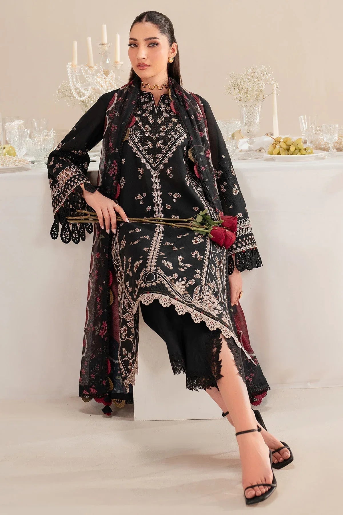 Jazmin | Iris Luxury Lawn 25 | IL'25-D07 - Rang-e-Khaas