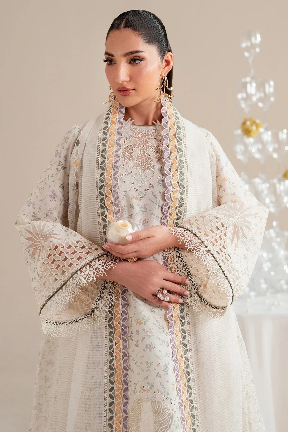 Jazmin | Iris Luxury Lawn 25 | IL'25-D09 - Rang-e-Khaas