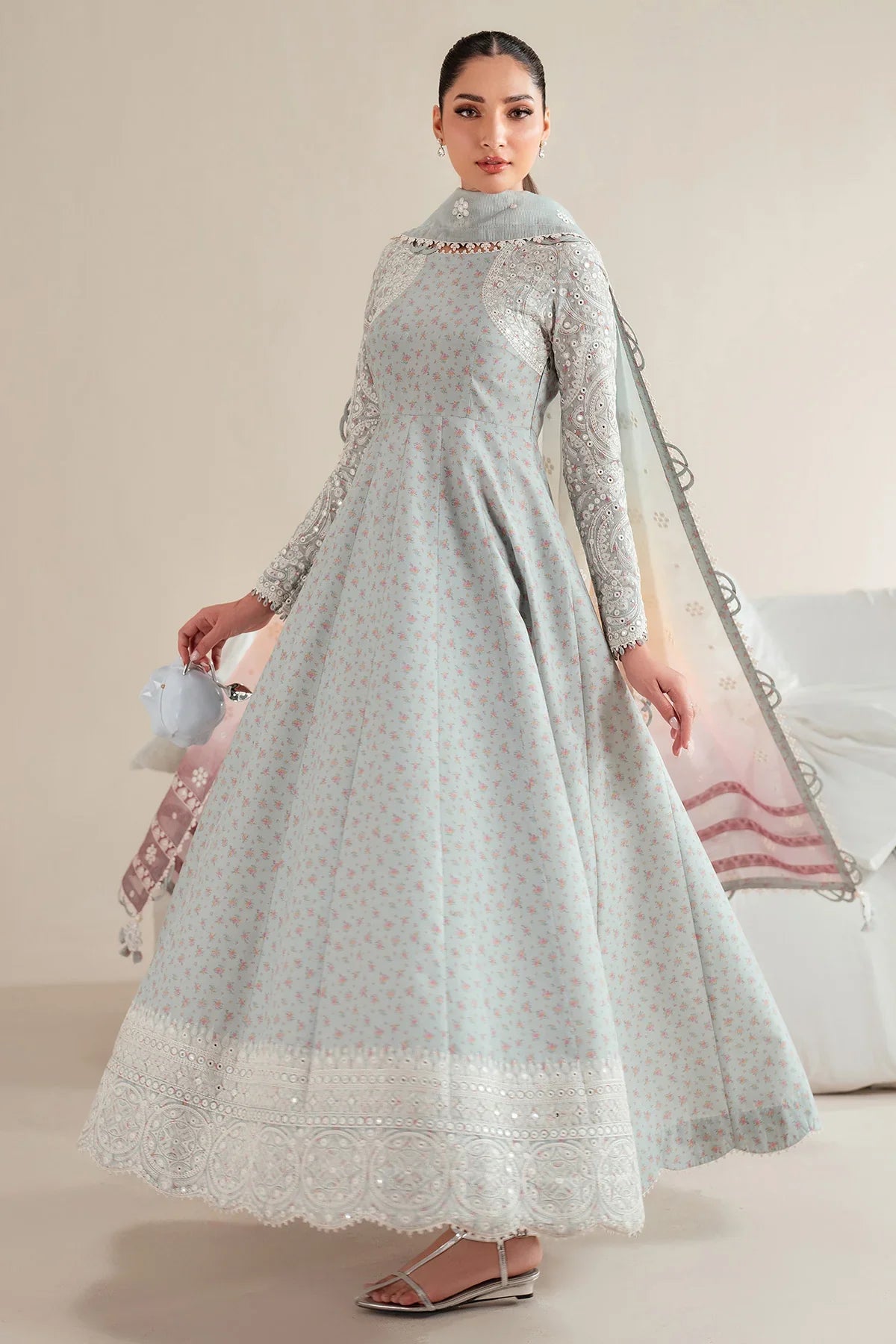 Jazmin | Iris EMBROIDERED LAWN IL'25-D04
