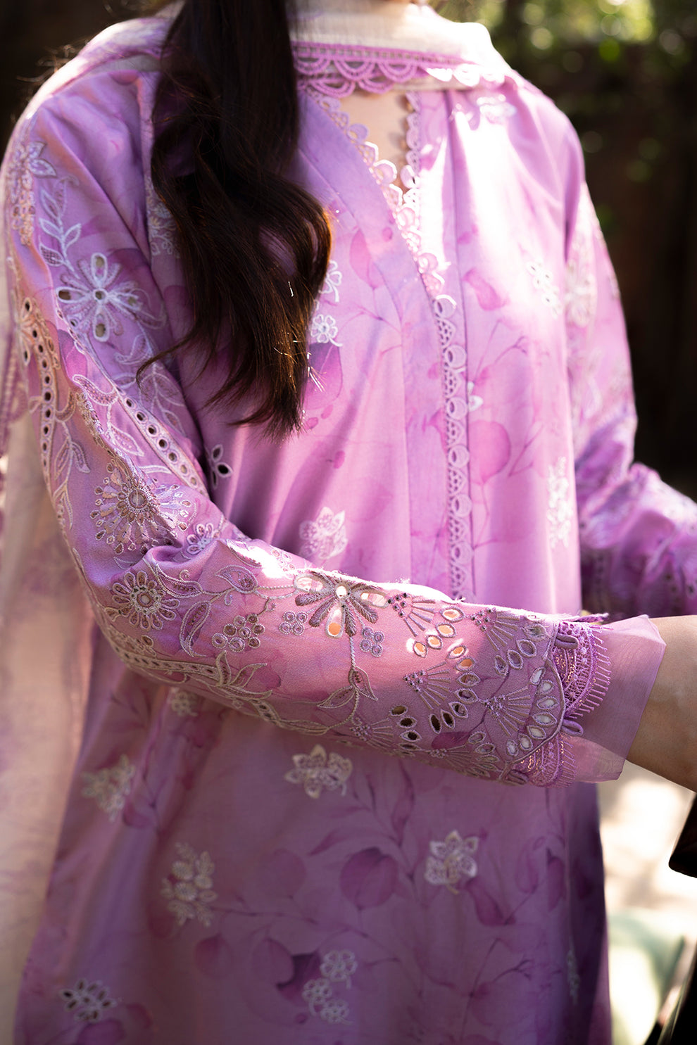 Neeshay | Summer Lines Printkari | PETAL