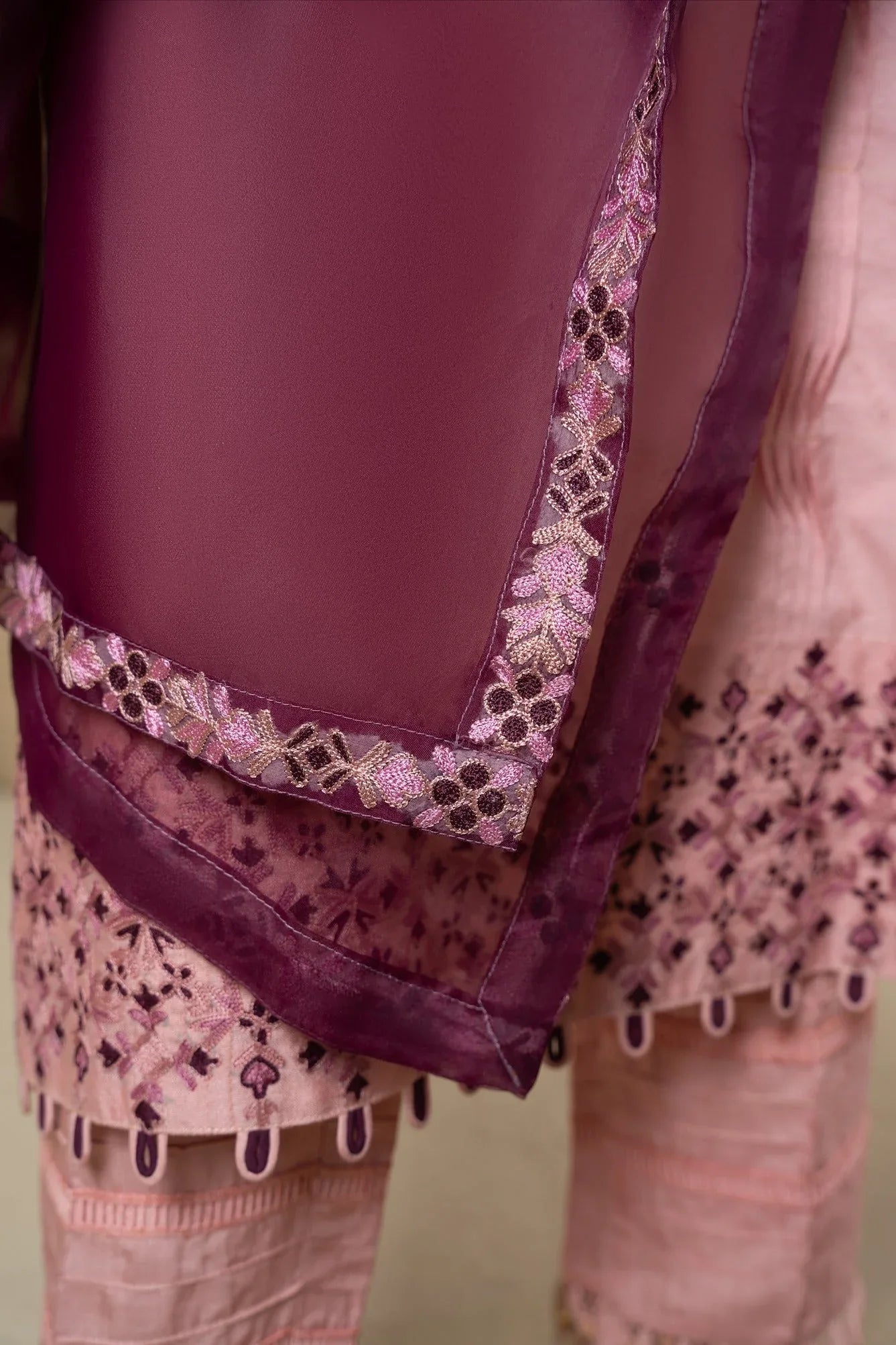 Muntaha | Rumaisa Luxury Pret | Laleh - SFLP07 - Rang-e-Khaas